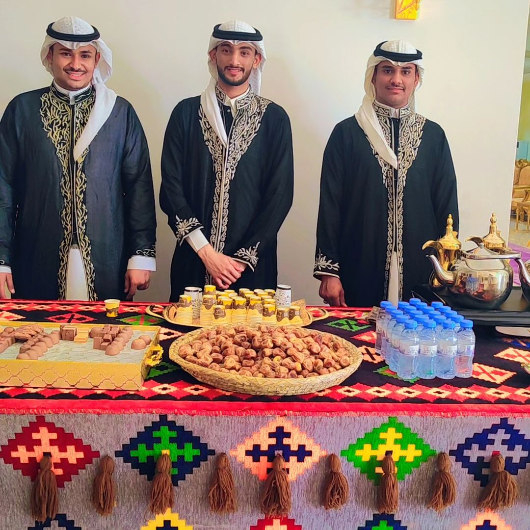 مقهوجي ومباشرين قهوة الرياض للحفلات والمناسبات